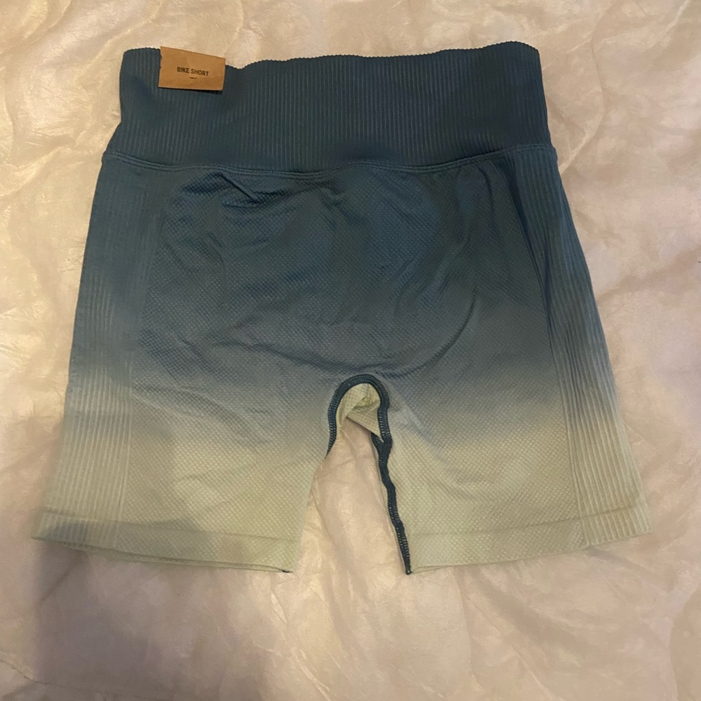 Medium Victoria’s Secret ombré biker shorts, brand new with tags
